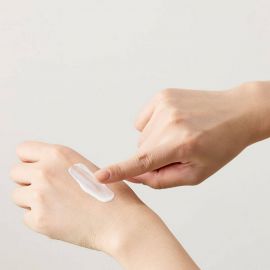 Крем солнцезащитный SPF50+ PA++++ / Daily Airfit Sunscreen 50 мл VVbetter