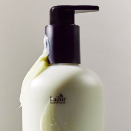 Парфюмированная маска для сухих и поврежденных волос / Perfumed Hair Care Hydro LPP Treatment Movet 350 мл Lador