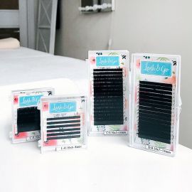 Ресницы черные 16 линий D 8 мм. Изгиб 0,7 Lash&Go